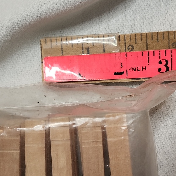 NIB Set of 6 count Jumbo Plastic & 100 hardwood clothespins with CEDAR Hangers - Picture 15 of 16